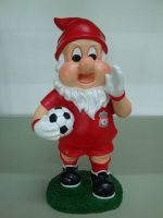 resin decorative football gnome