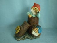 resin decorative garden gnome