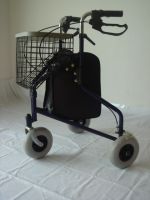 https://fr.tradekey.com/product_view/3-Wheel-Rollator-Bme892l-1790028.html