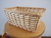 Willow Holiday Basket