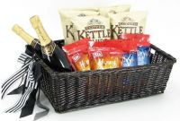 Willow Holiday Basket