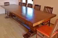 Solid oak diningtable 