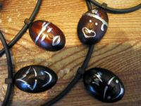 Stylish wooden necklaces at COMPETITIVE price