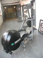 PRECOR 546V3 CORDLESS ELLIPTICAL COMMERCIAL GRADE 50 AVAILABLE