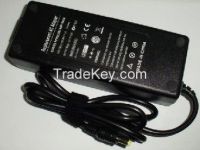 Laptop adapter for HP/Compaq 19V 6.3A