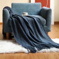 Wholesale Scandinavian knitted Acrylic wool nap cover throw