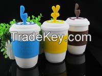 new style ceramic eco-friendly mug/cup with silicone lid and band