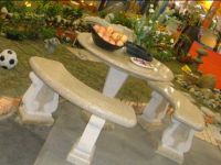 sell garden bench & table
