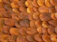 Organic and Conventional Dried Apricots