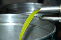 Refined Olive Oil, pure olives oil suppliers,pure olives oil exporters,olives oil manufacturers,refined olives oil traders,