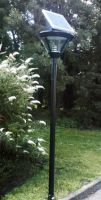 solar garden light