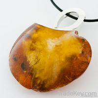 AMBER PENDANT