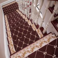 Coffee 100 % Polyester Jacquard Machine Woven Carpet For Stairs