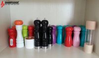 Pepper Mills With High Grand Uv Color Painting