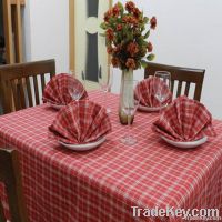 Cotton checked tabecloth with matching napkins