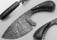 https://fr.tradekey.com/product_view/7-50-quot-One-Of-Kind-Custom-Full-Tang-Damascus-Steel-Skinner-Knife-aa-0204-3--6193293.html