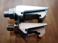 Double Claw Clamp
