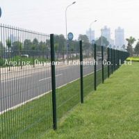 wire mesh fence