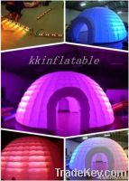 inflatable tent / igloo