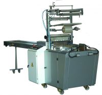 Biscuit packing machine