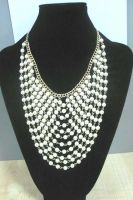 FASHION PEARL NECKLACE