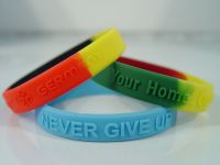 silicone customized rubber bracelets with embossed logo