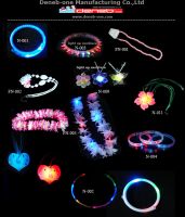 glow necklace