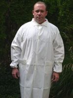 Disposable nonwoven SMS lab coat