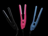 Mini ceramic hair straightener