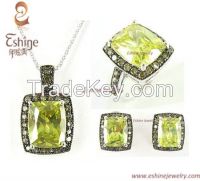 https://www.tradekey.com/product_view/2015-Fashion-Brass-Jewelry-Set-With-Cushion-Peridot-Cz-Stones-Party-Jewelry-Set-7674138.html