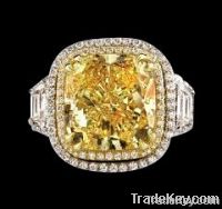 Big yellow diamond engagement ring 4.71 cts. 3-stone