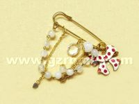 Pins & Brooches