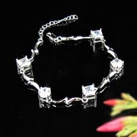 https://ar.tradekey.com/product_view/2011-Fashionable-925-Sterling-Silver-Cz-Bracelet-For-Womon-1741420.html