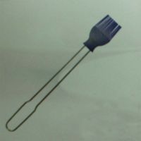Silicone head with metal wire handle basting brush