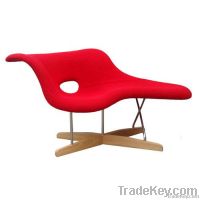 Eames La Chaise