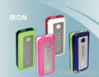 Power Banks with 5, 200mAh/3.7V Capacity and 5 to 6 hours Charging Time