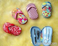 Flip flop manicure set