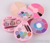KMES brand makeup kit