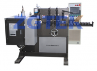 Guiding plate welder for filter bag cage