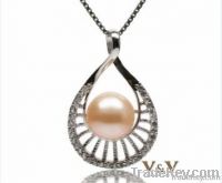 Chic 10-11 mm Pink/Peach Cultured Freshwater Pearl Pendant