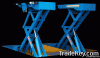 SYNCHRONOUS SCISSOR LIFT WITH SWING ARM