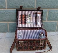 https://www.tradekey.com/product_view/2-Person-Picnic-Hamper-Baskets-Set-hd9925--1905166.html