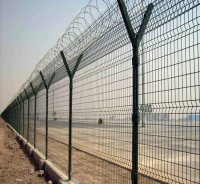 woven wire mesh fence