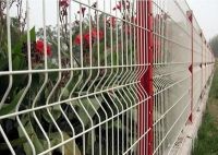 welded wire mesh fence