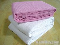 cellular blanket in waffle design made of 100% cotton