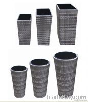 RATTAN VASE