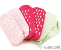 spa heel moisturized gel socks
