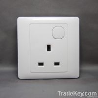 K100 British Wall Socket With Switch