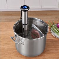 Sous vide cooker