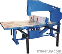 Three-wheel vertical cutting machine